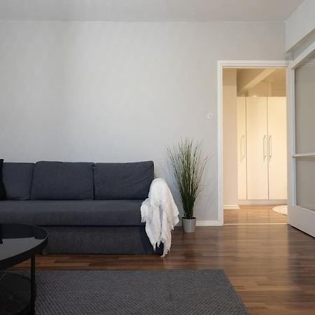 Tilava Huoneisto Helsingissa Apartment Helsinki Exterior foto