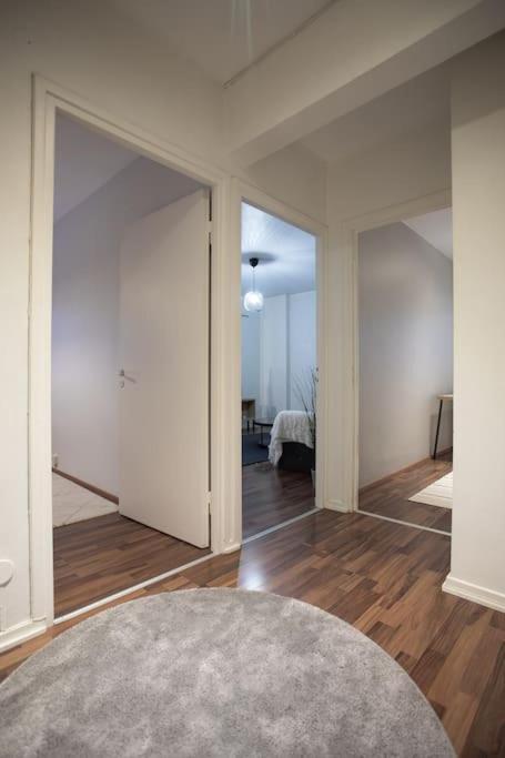 Tilava Huoneisto Helsingissa Apartment Helsinki Exterior foto